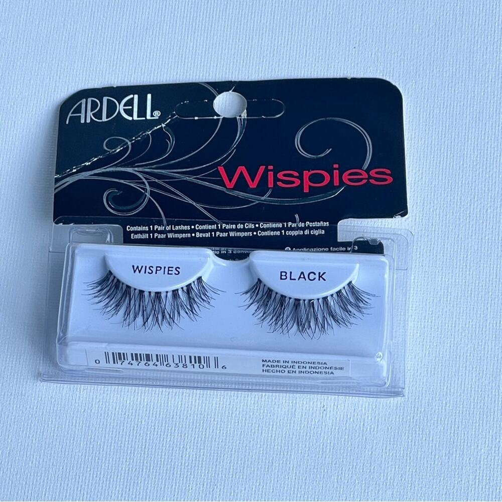Ardell Professional Makeup Beauty Wispies Reusable Strip One Pack Lashes NWT